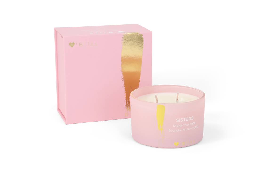 Candle M - Sisters: best friends